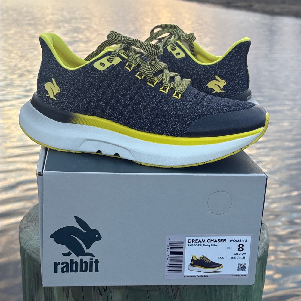Rabbit Dream Chaser Women's Running Shoe Blazing Yellow New In Box Size 8 Medium